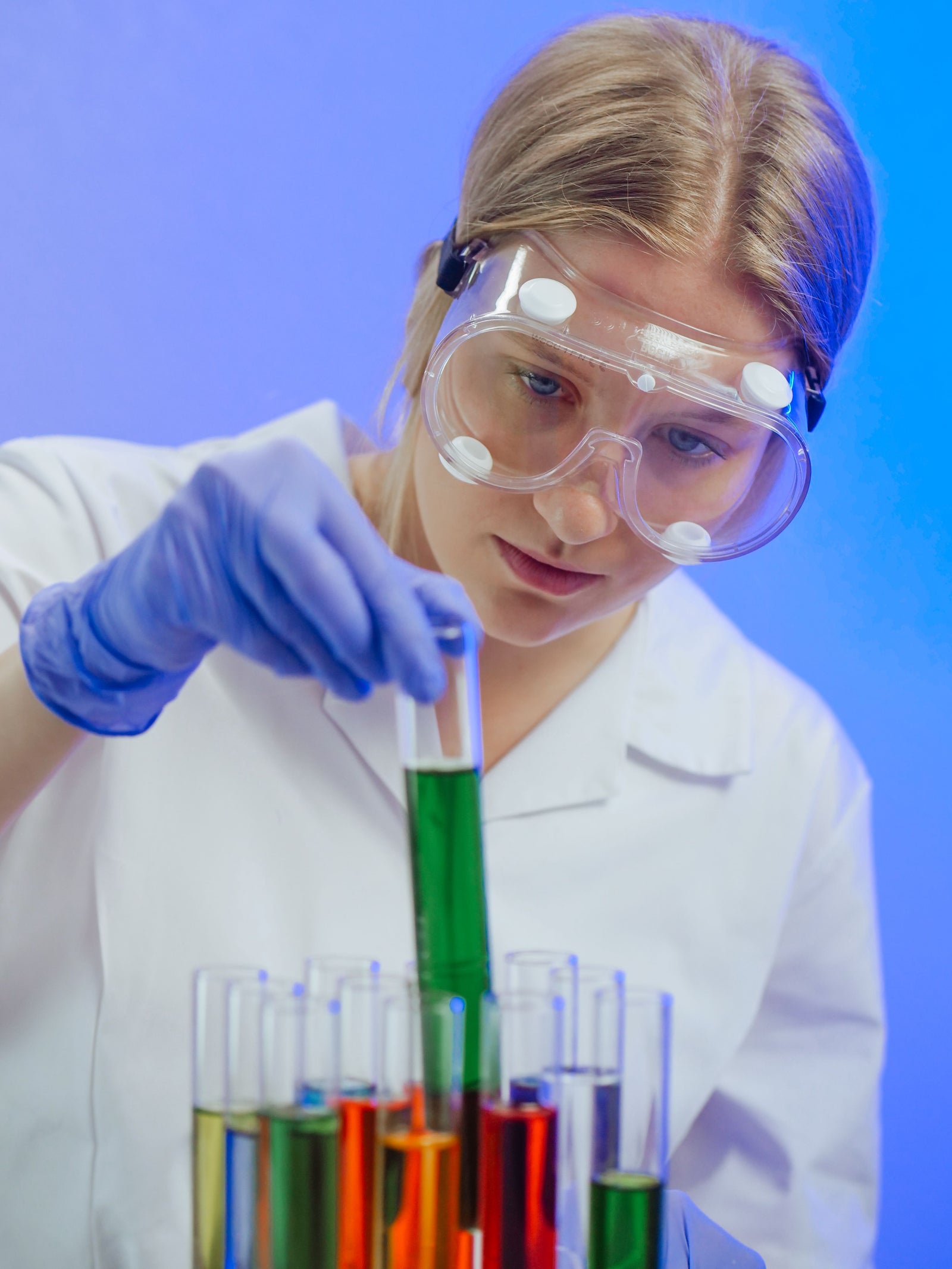 Buying a Kids’ Lab Coat: Sizing, Quality and Personalisation