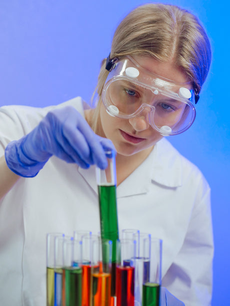 Buying a Kids’ Lab Coat: Sizing, Quality and Personalisation